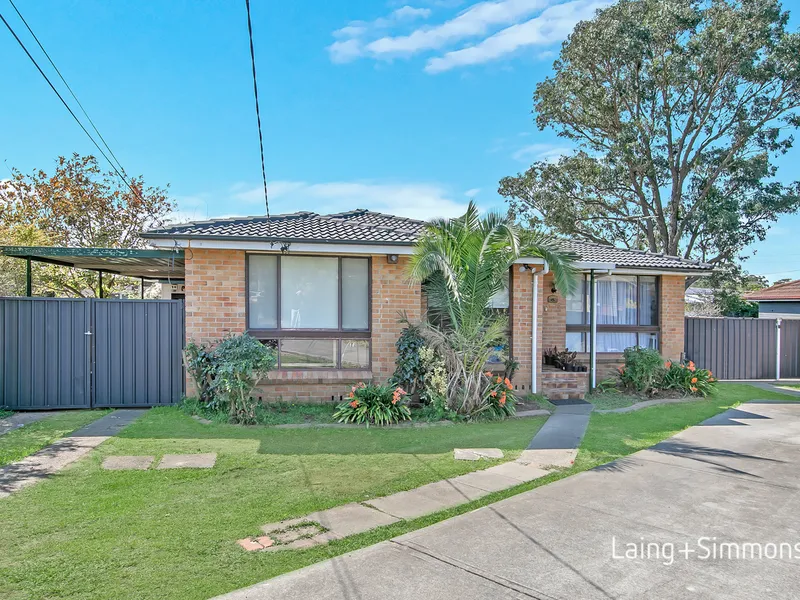 Brick house and granny flat nestled in a cul-de-sac on a coveted 738sqm block