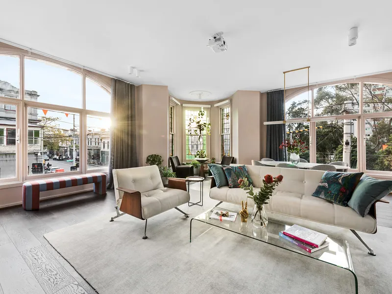 Old World Glamour & Contemporary Luxury