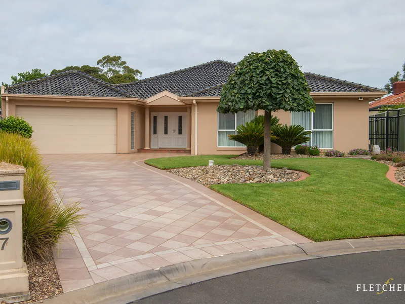 Meticulous Family Home In A Peaceful Court Location
