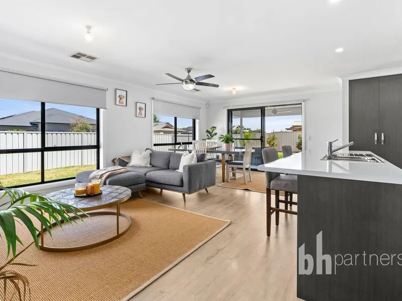 WHY NOT TREAT YOURSELF - LUXURIOUS BUT AFFORDABLE