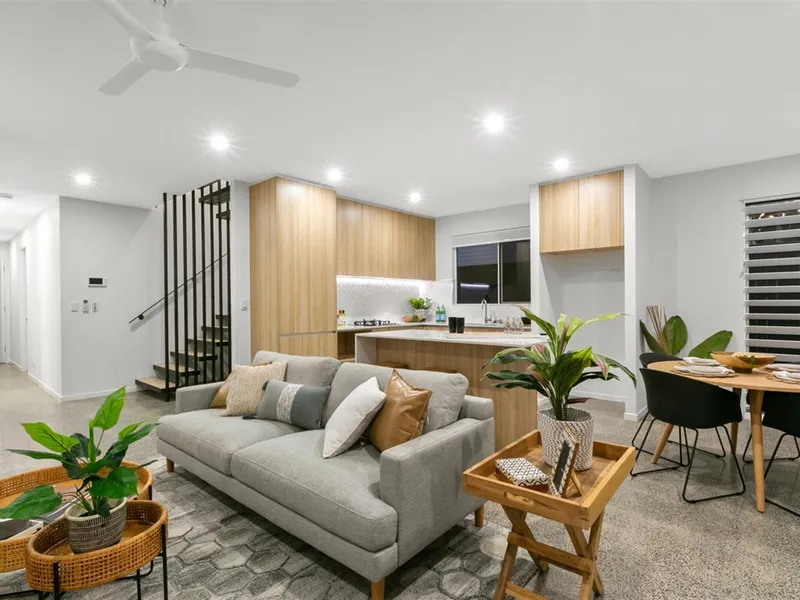 Edgy Urban Chic Architecturally Inspired Luxury New City Home 4BR + Study