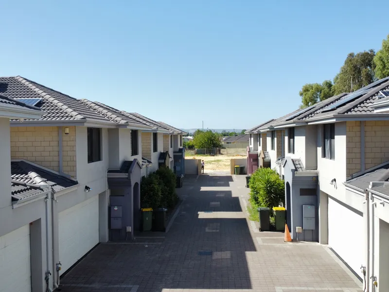 TURKEY TOWNHOUSE  OFF-THE-PLAN