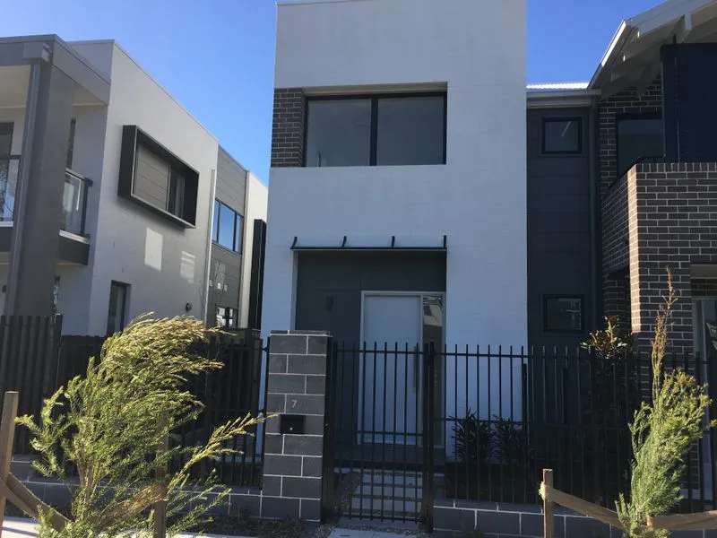 LUXURY 2 BEDROOM HOME IN FAIRWATER