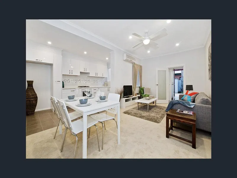 Gorgeous Character Cottage minutes to the CBD