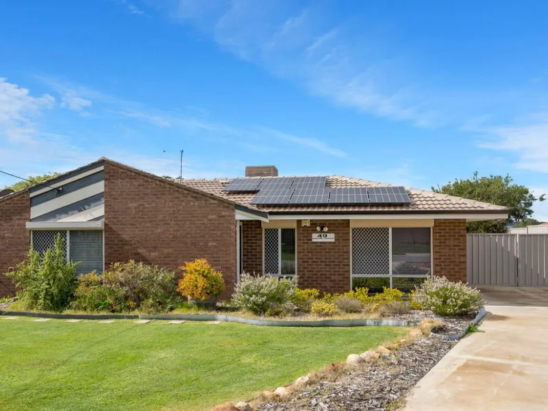Family Home On A Large Sunny Block