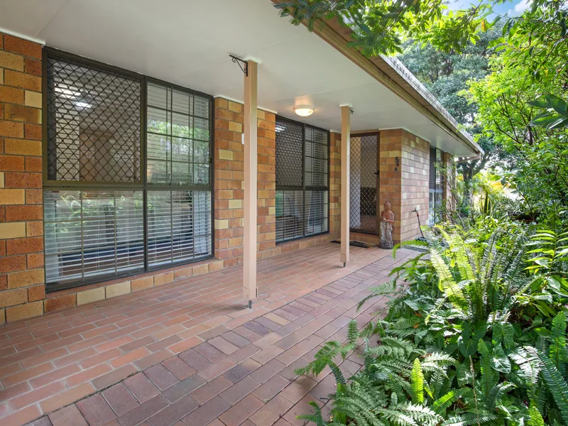 Spacious & Private Villa