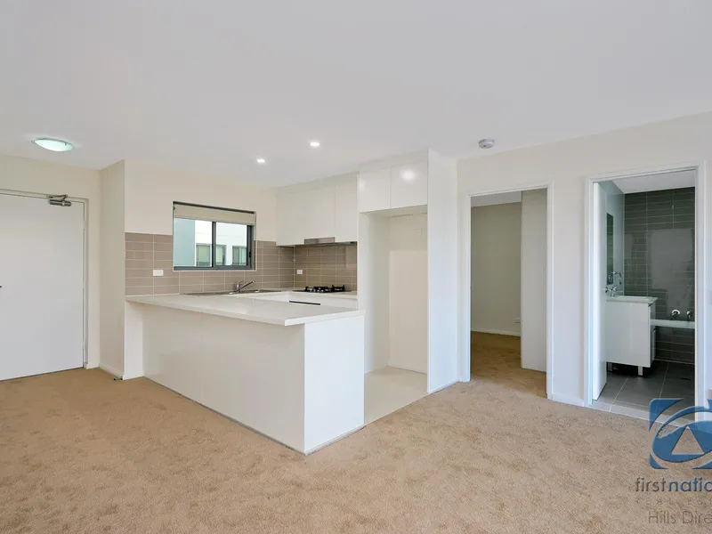 CONVENIENTLY LOCATED WITH RESTAURANTS AND CAFES AT YOUR DOORSTEP