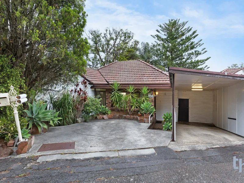 A Charming Springboard into a Super-Central Suburb