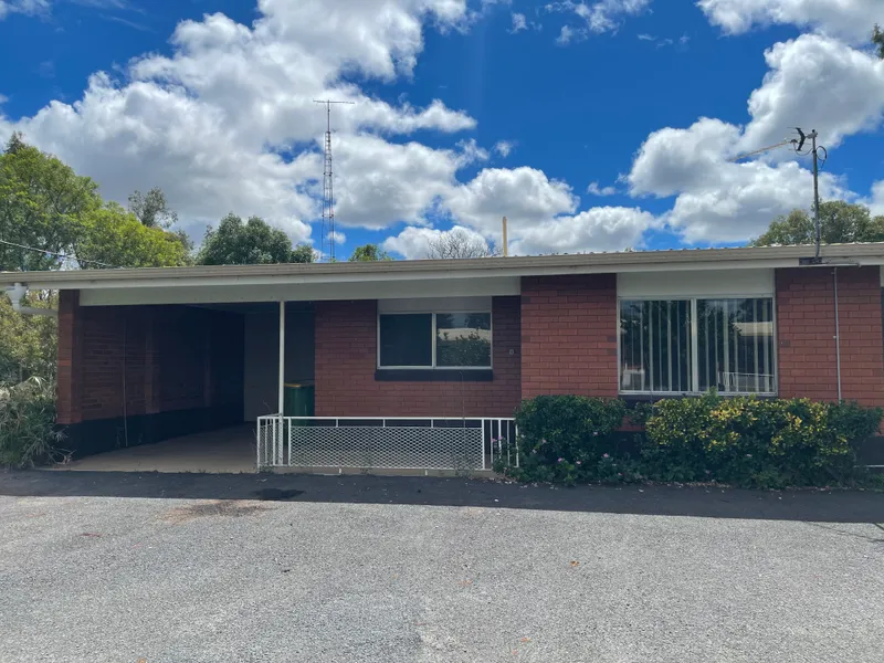 AVAILABLE NOW- FRESHLY PAINTED AND NEW FLOOR COVERINGS