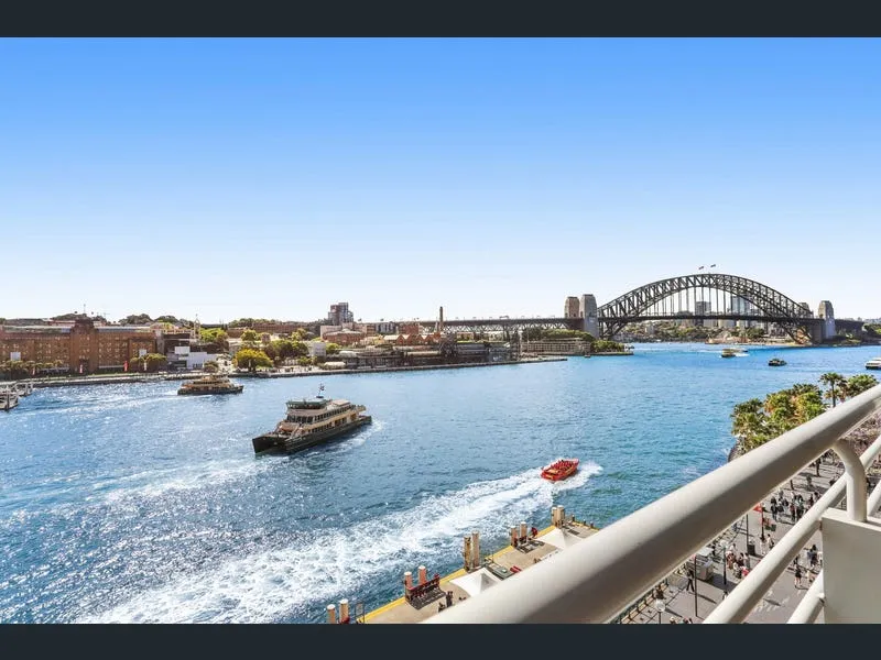 Perfect for NYE - Harbourside Bennelong Furnished Apartment.