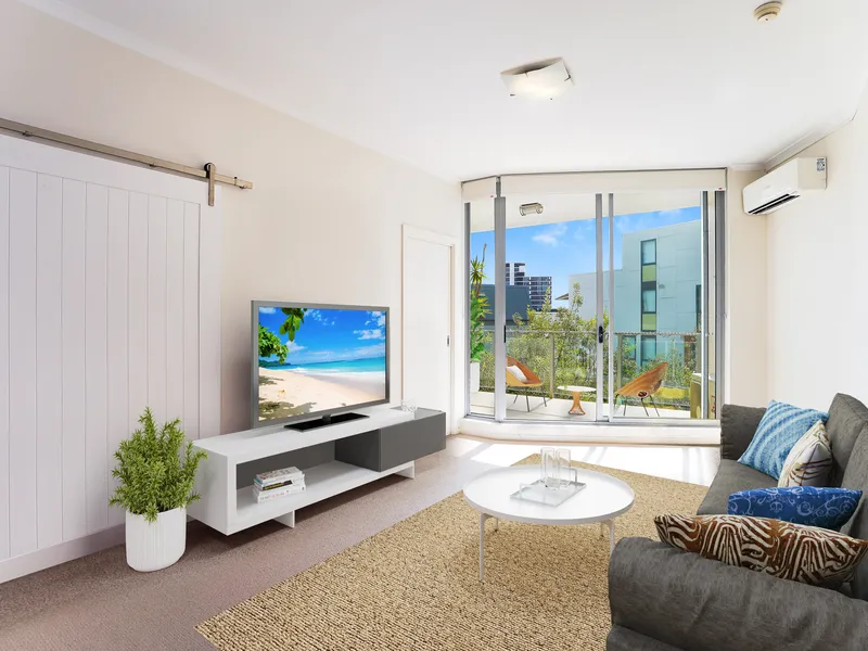 FEELS LIKE A TWO BEDROOM