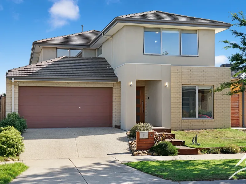 Beautifully Appointed Family Residence!