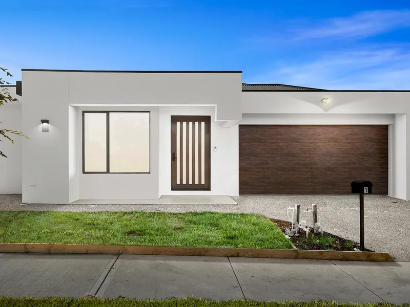 FULLY UPGRADED HOME IN PEPPERCORN HILL ESTATE DONNYBROOK.