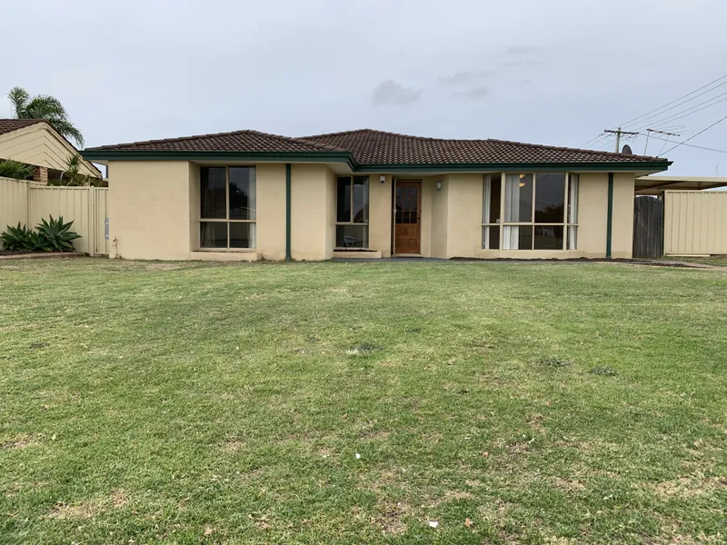 ENTERTAINERS FAMILY HOME!