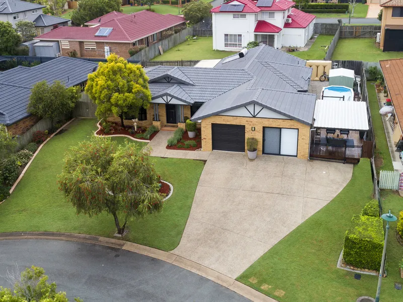 CHIC REFURBISHED HOME