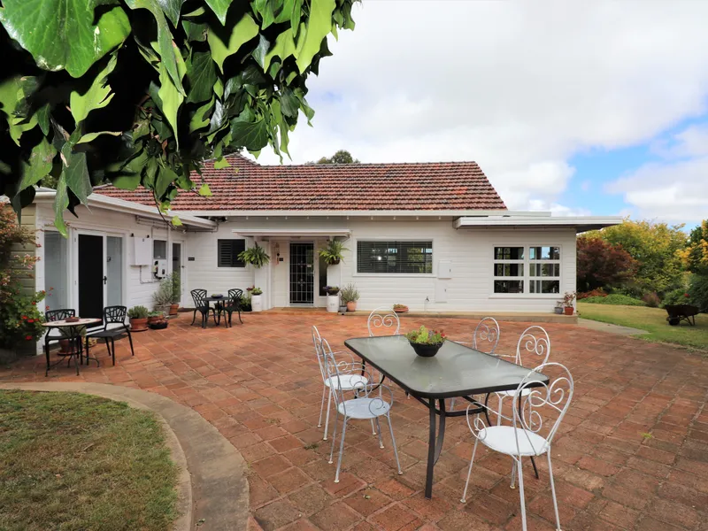 The Glasshouse - Seclusion & Serenity