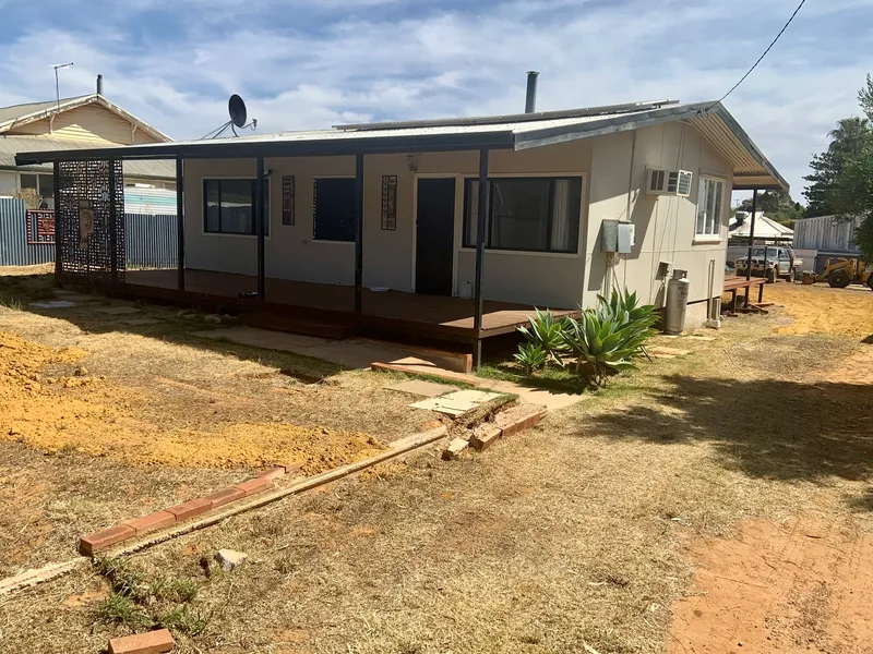 NEAT AND TIDY HOME ON 1059SQM BLOCK