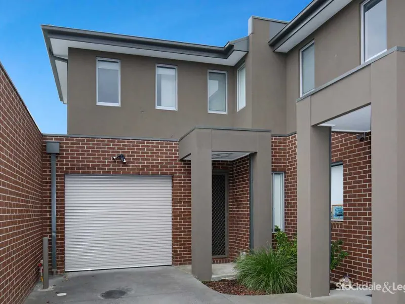 Conveniently Located Townhouse