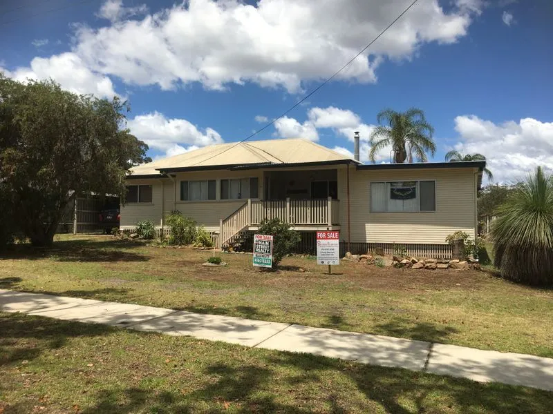 NEED ROOM TO MOVE???  SPACE GALORE IN THIS HOME!!!