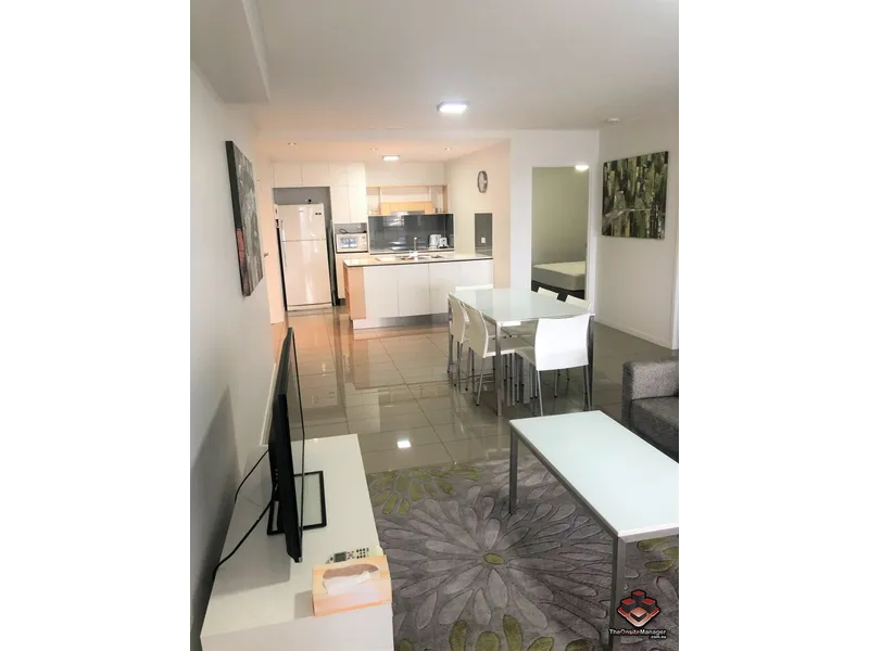 2Bed/2Bath, Unbeatable Location - Move in NOW!!