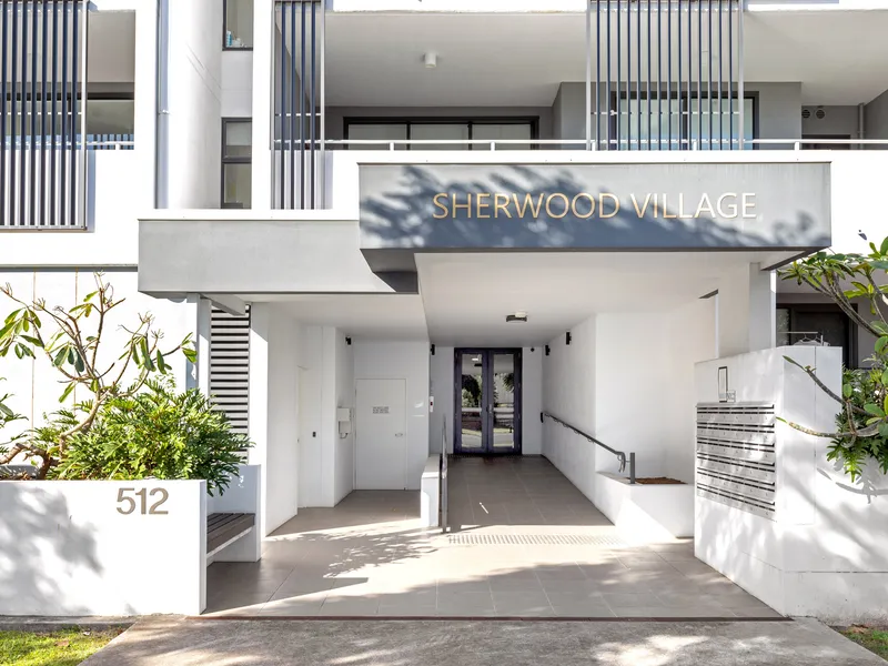 Spacious and elevated apartment in central Sherwood