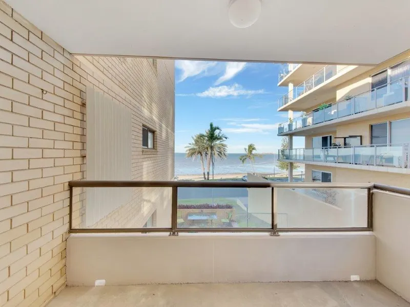 2 bedroom unfurnished unit with ocean views and breezes, 2 car spaces, dual Street access and a shared pool in the complex.