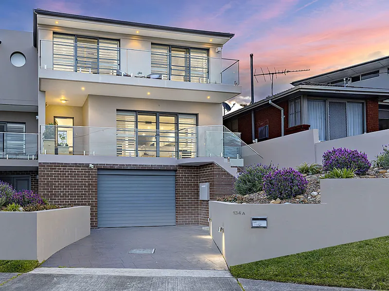 Stunning family retreat with breathtaking ocean views