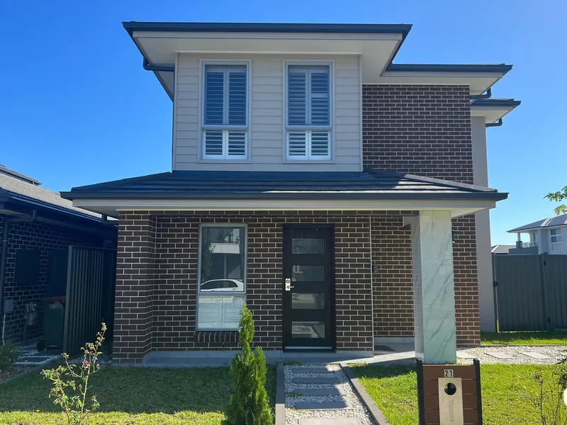 Premium Family Home - Close to St Luke's Catholic College!