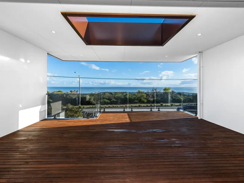 LUXURIOUS TOTALLY RENOVATED EXECUTIVE HOME WITH MAGNIFICENT BAY VIEWS