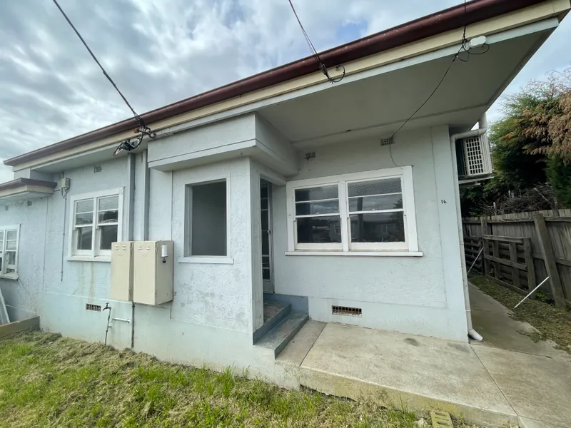 1 Bedroom Unit, Live Here!