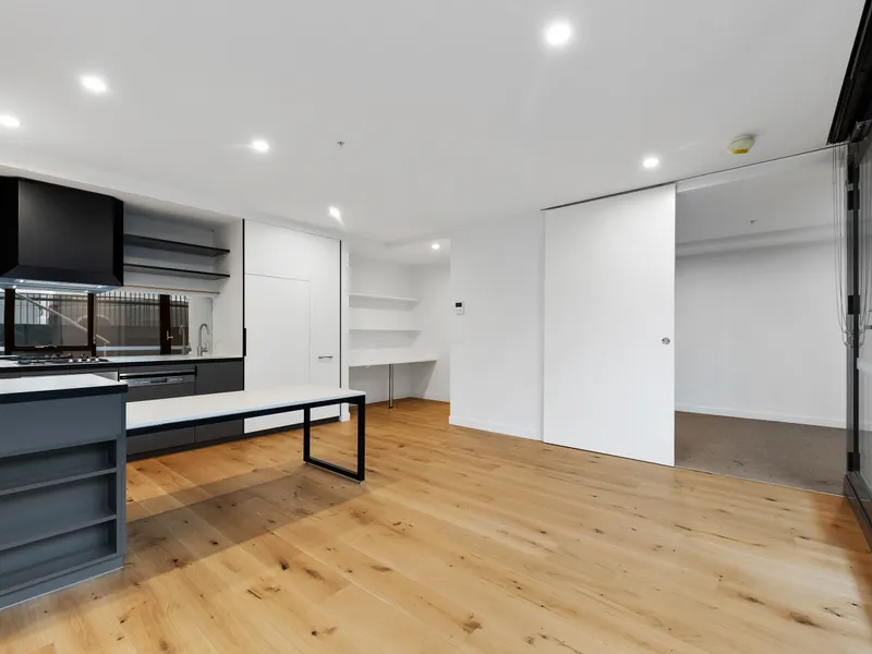 Get in first to call this beautiful 1 Bedroom Apartment home!!