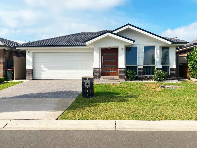 330 metres to Spring Farm Public School (approx.)