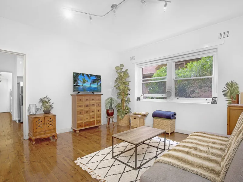 Renovated North-East Facing Two Bedroom Apartment
