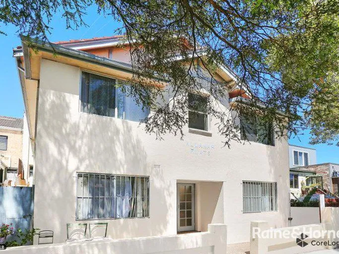 Renovated Apartment in the Heart of Bondi Junction