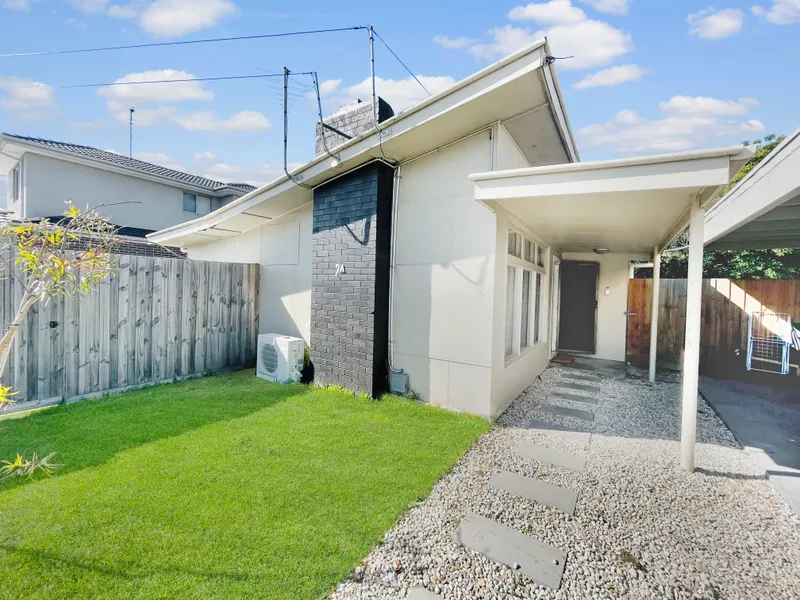 TWO BEDROOM PROPERTY CLOSE TO RING ROAD