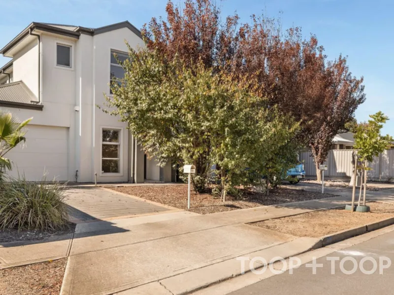 Great low maintenance residence