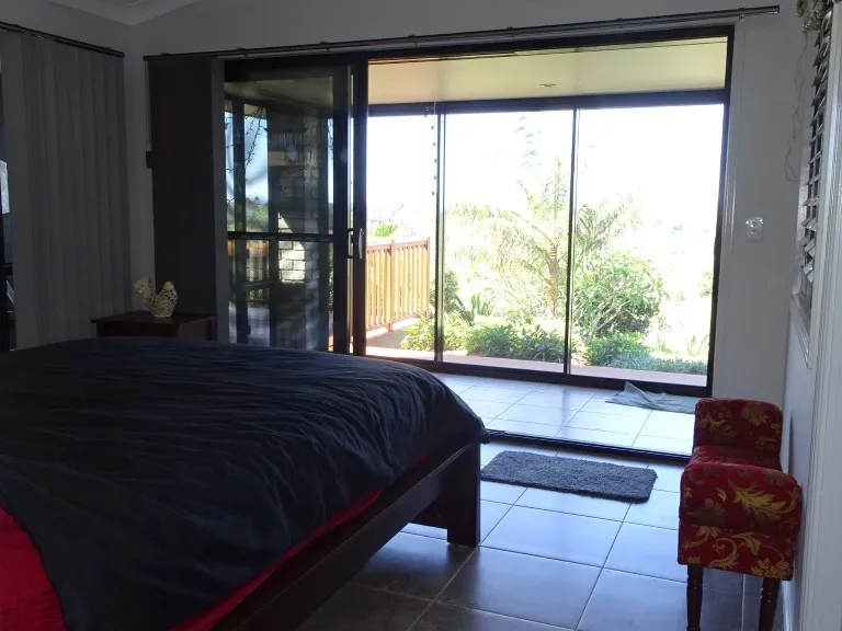 DRESS CIRCLE LOCATION