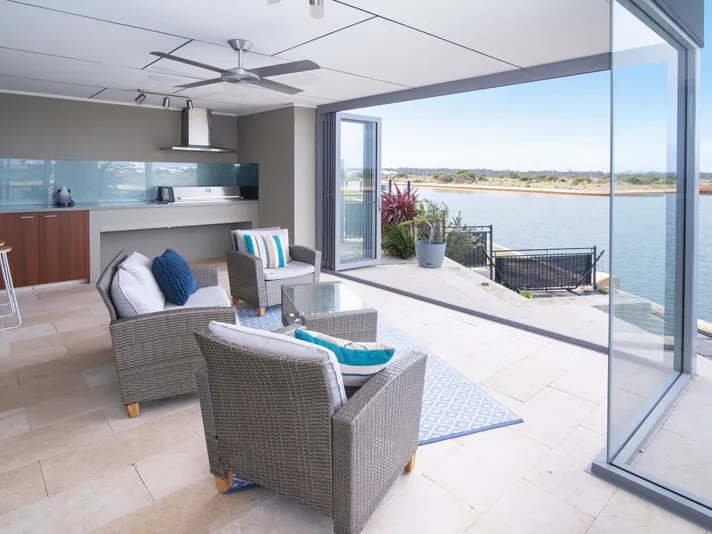 Elegance & Style - PORT GEOGRAPHE