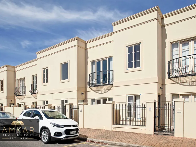 Circa 1998 architectural styled Stunning City Townhouse  on 2 levels near cosmopolitan Hutt Street. 