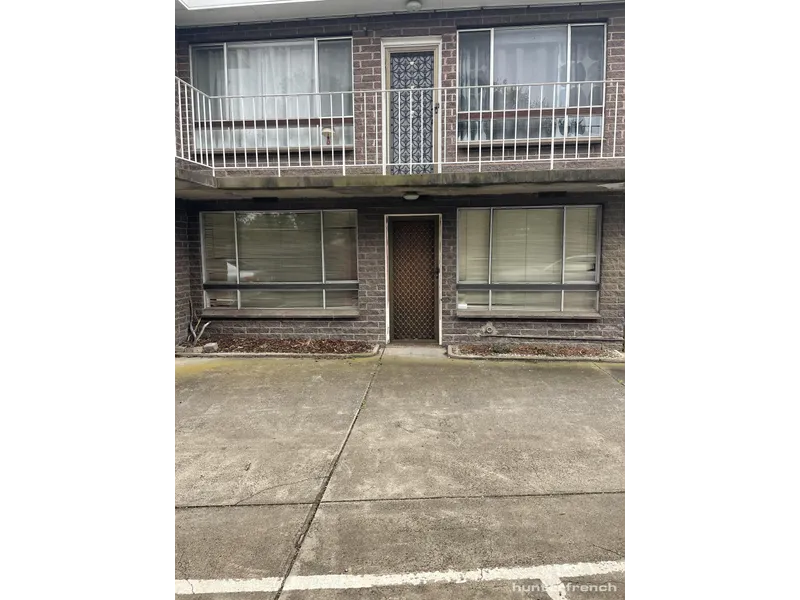 NEAT & TIDY GROUND FLOOR APARTMENT