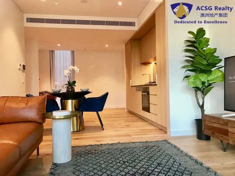 Top Pick one bedroom apartment with dual aspects FOR SALE