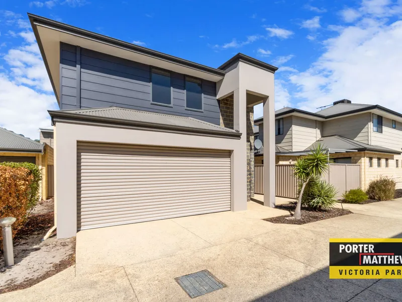 Big Modern Home I Tomato Lake Locale'