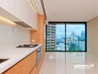 HIGH LEVEL ONE BED APARTMENT WITH VIEWS OVER SYDNEY