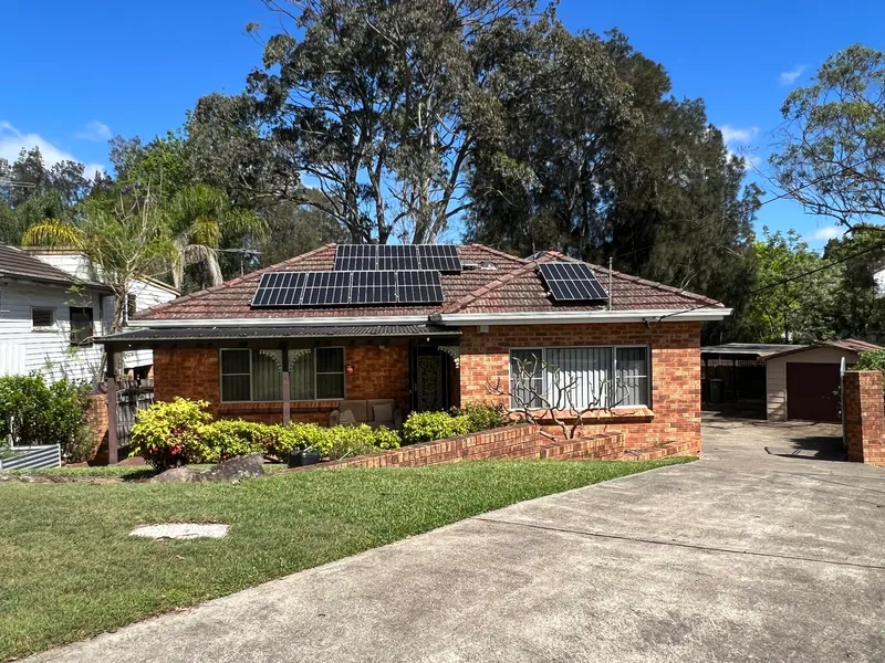 located in a peaceful cul-de-sac