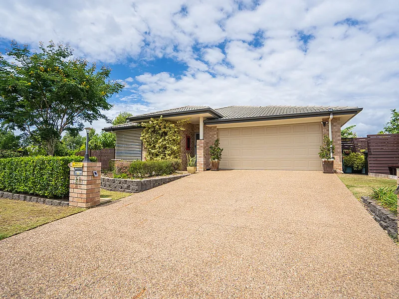 BUY ME NOW, GOING, GOING.......