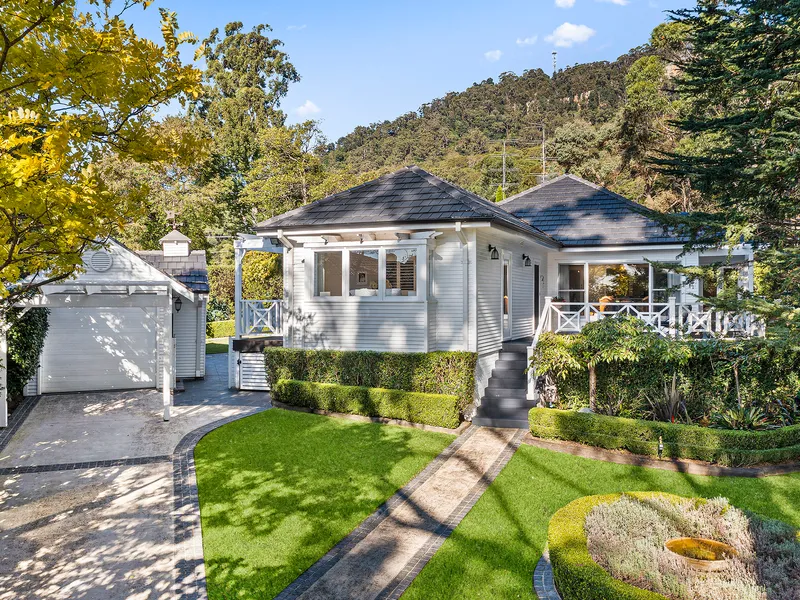 Captivating elegance and serenity on 918sqm