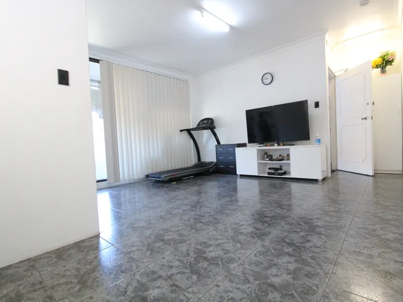 WALK TO ALL AMENITIES