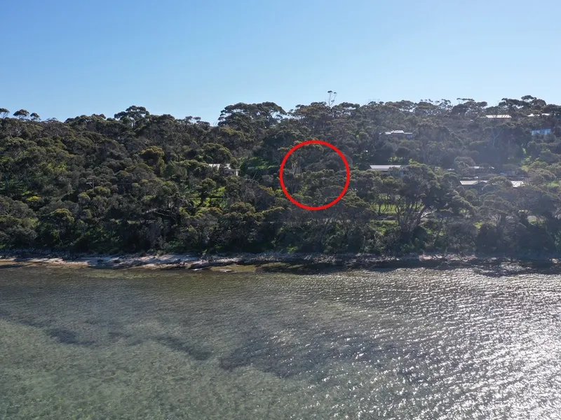 Development Potential, Ocean Frontage with Stunning Sea Views!