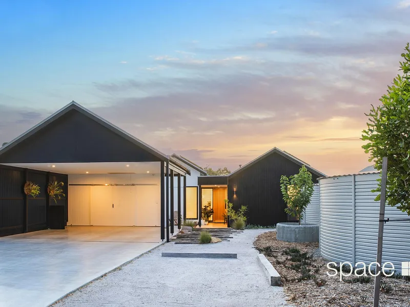 Contemporary, Organic and Sophisticated