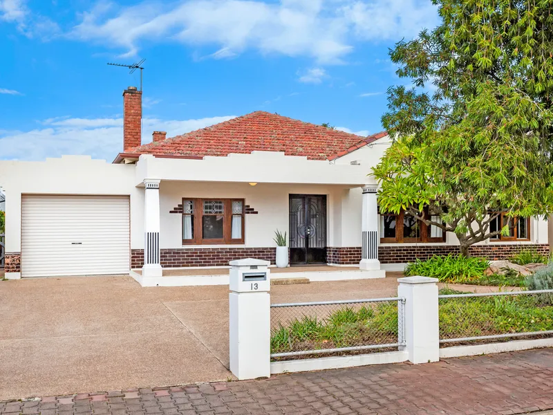 Character home - Brighton High school Zone - Walking Distance to the Beach